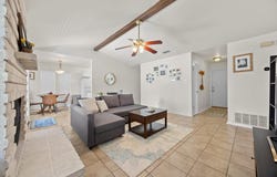 1006 Edgerly Ln, Pflugerville, TX 78660
