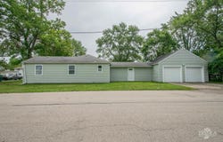 3313 W Torquay Road, Muncie, IN 47304