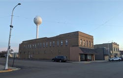 126 Main, Lakota, ND 58344