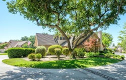 1274 Flora Avenue W, Reedley, CA 93654