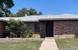 311 Rilla Vista, San Antonio, TX 78216