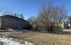 1135 164th Place, Hammond, IN 46320