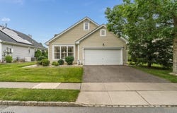 6 Kensington Circle, White Twp., NJ 07823