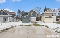 2071 Linden Avenue SE, Grand Rapids, MI 49507