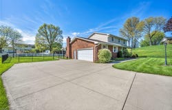 5919 Snowshoe Circle NW, Canton, OH 44718