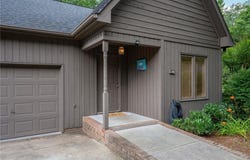 598 Ridgehaven Drive, Winston-Salem, NC 27104