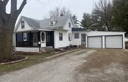 1142 E 6th Ave, Monmouth, IL 61462