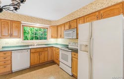 1242 Larkin Williams Road, Fenton, MO 63026