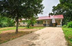 505 Stoney Point, Oden, AR 71961