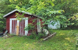 300 W. 6th St., Mill Spring, MO 63952