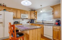 105 Megan Court, Valmeyer, IL 62295