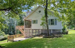 676 Sunny Point Rd, Baxter, TN 38544