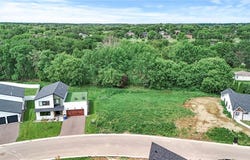 9968 14th Circle NE, Saint Michael, MN 55376
