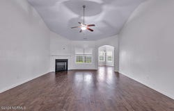 402 Derrick Drive, Sneads Ferry, NC 28460