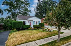 17 Youtz Avenue, Akron, OH 44301
