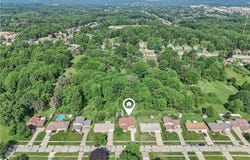 7250 Normandy Drive, Parma, OH 44134