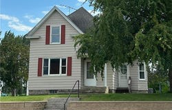 1218 Pleasant Avenue, Waubun, MN 56589