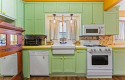 97 Overlook Boulevard, Struthers, OH 44471
