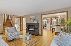 11 Ethelyn Cir, Maynard, MA 01754