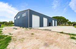 114 W First St, ROCKPORT, TX 78382