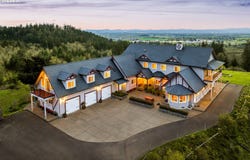90834 COBURGHILLS DR, Eugene, OR 97408