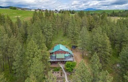 5217 E Stoughton Rd, Valleyford, WA 99036