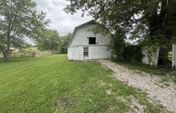 1535 Bardstown Road, Hodgenville, KY 42748