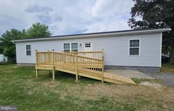 30 S SKYLINE Drive, RIDGELEY, WV 26753