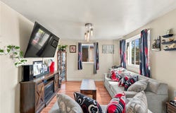 215 76th Place, Los Angeles, CA 90003
