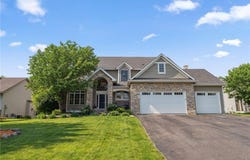 1681 Hunters Trail, Centerville, MN 55038