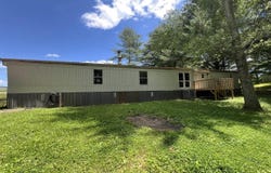 8799 Fairplay Road, Columbia, KY 42728