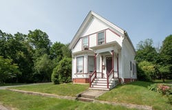 18 Morton St, Brockton, MA 02301