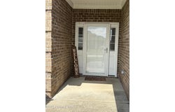 123 Kinley Dr, Mt Washington, KY 40047