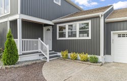811 N Burghley Ave, Ventnor, NJ 08406