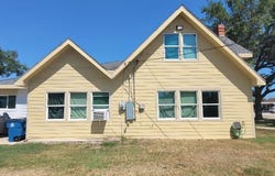 405 E PURISIMA ST, Refugio, TX 78377