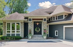15 Queensland Lane N, Plymouth, MN 55447