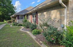1316 E cr 236, Henderson, TX 75652