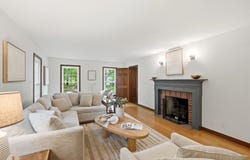 19 Beechtree Lane, Granville, OH 43023
