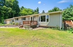 5038 Young Road, Bellevue, MI 49021
