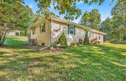 101 Starkey Drive, Newcomerstown, OH 43832