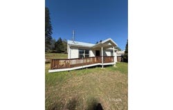 450 Oregon St, Weaverville, CA 96093