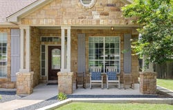 300 Errol DR, Spicewood, TX 78669