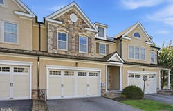 6 STONEHAVEN Circle, GLEN MILLS, PA 19342