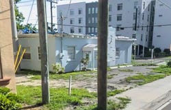 904 7TH AVENUE E, BRADENTON, FL 34208