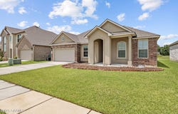 209 Rue Cordorcet, Youngsville, LA 70592