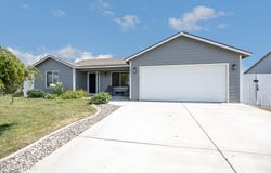 5421 Jackson Ln, Pasco, WA 99301