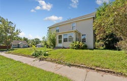 2306 4th Street, Eau Claire, WI 54703