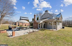 464 LOCUST LANE, LITTLESTOWN, PA 17340