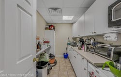 214 George Street, Throop, PA 18512