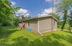 2176 Pageant Road SE, Carrollton, OH 44615